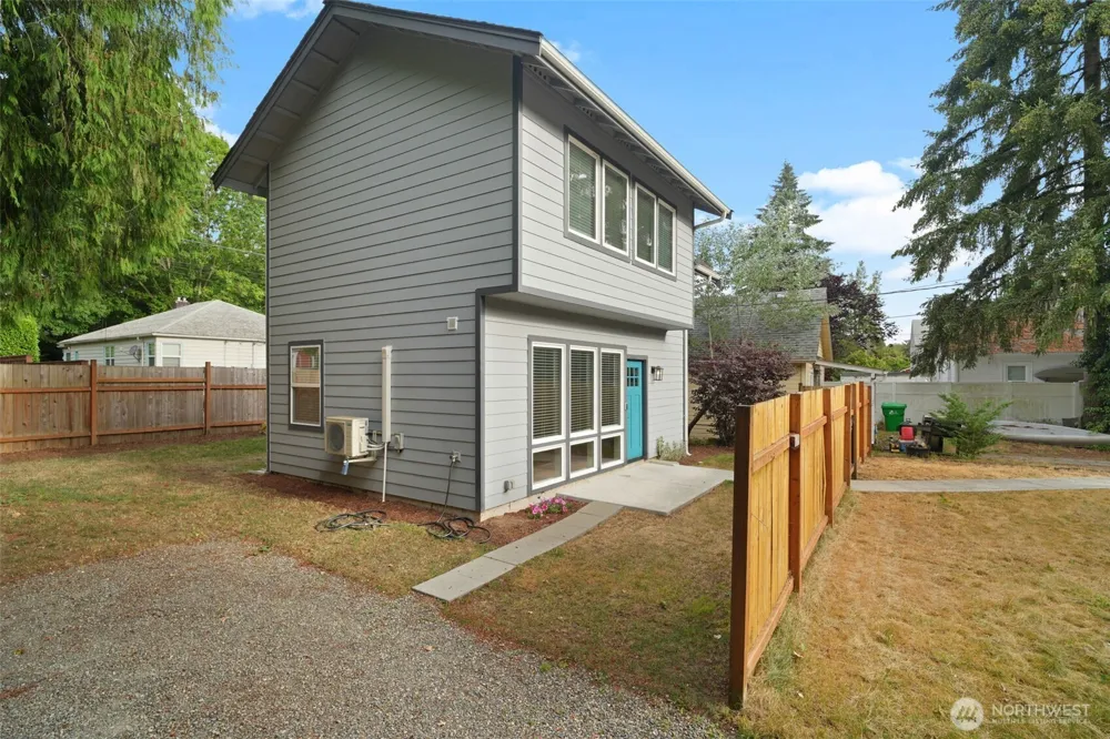 2317 Washington Street SE Olympia, WA 98501
