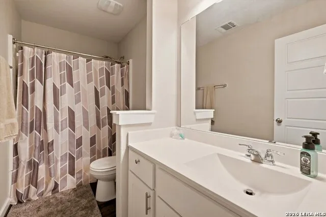 5209 Nature Path Marion, TX 78124