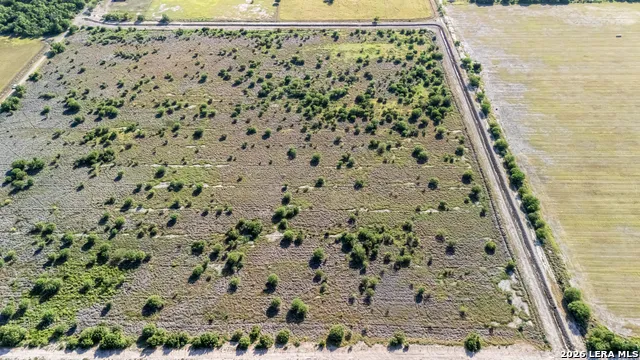 405 Lowe Rd. Quemado, TX 78877