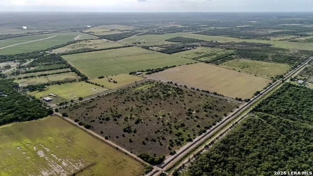 405 Lowe Rd. Quemado, TX 78877