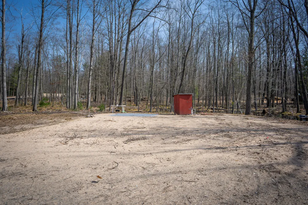 4986 Ridge Road Mears, MI 49436