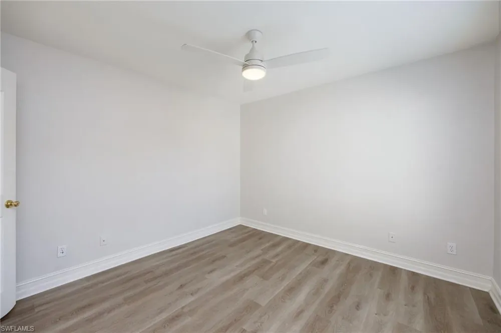 300 Diamond Circle #308 Naples, FL 34110