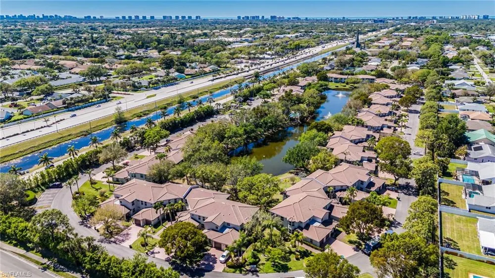 300 Diamond Circle #308 Naples, FL 34110