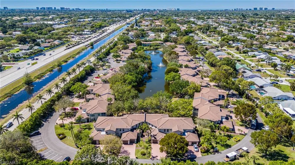 300 Diamond Circle #308 Naples, FL 34110