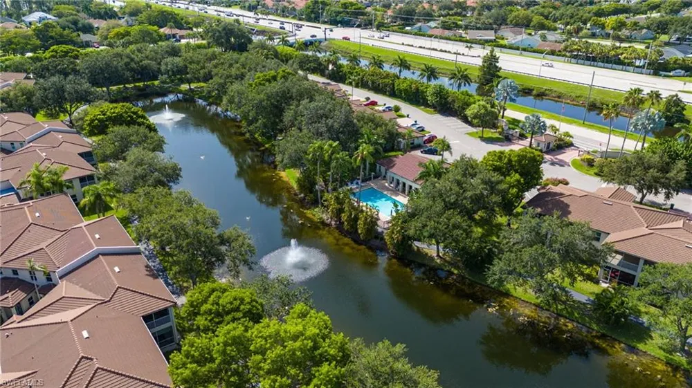 300 Diamond Circle #308 Naples, FL 34110