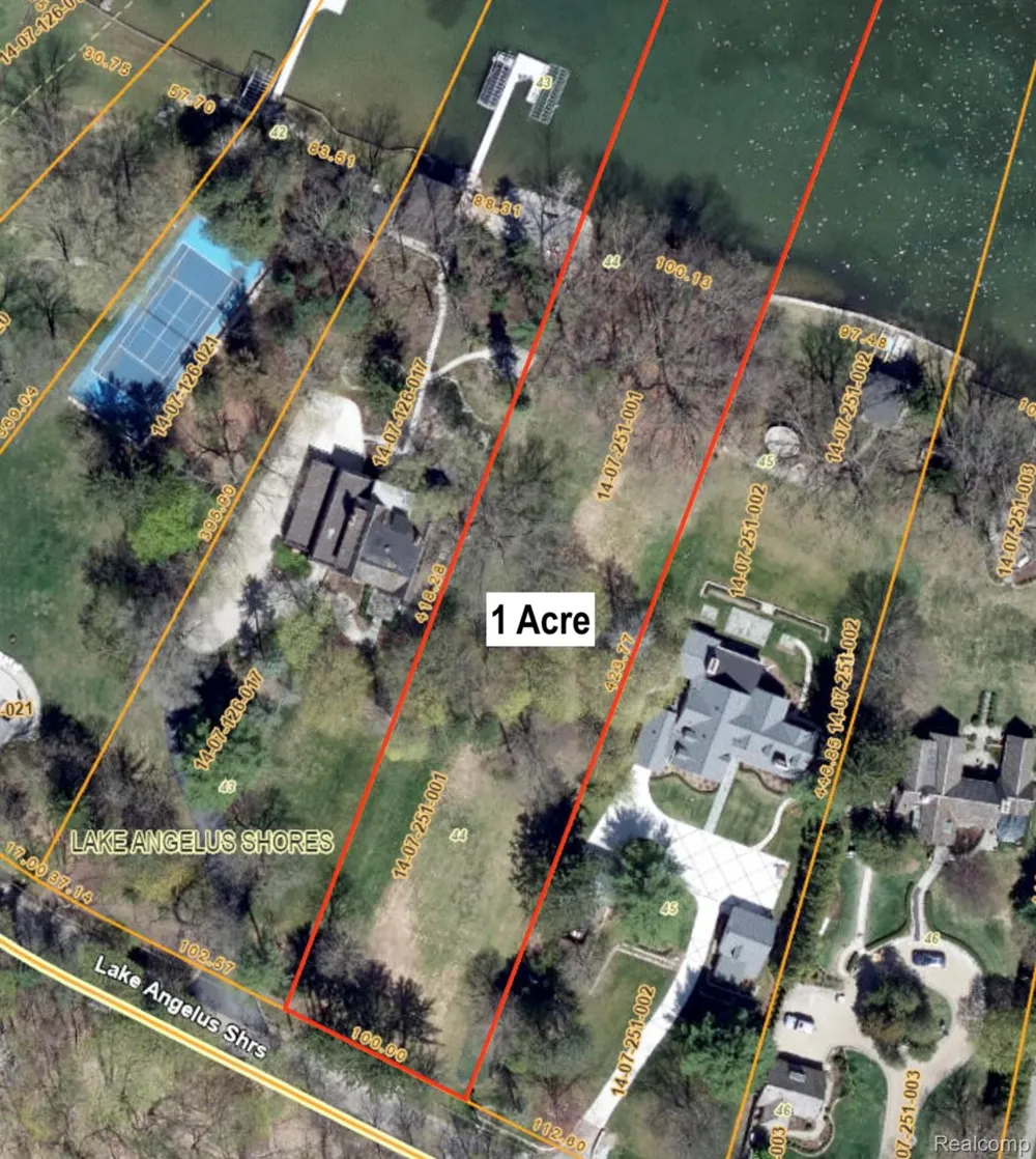 940 Lake Angelus Shores Shores Lake Angelus City, MI 48326