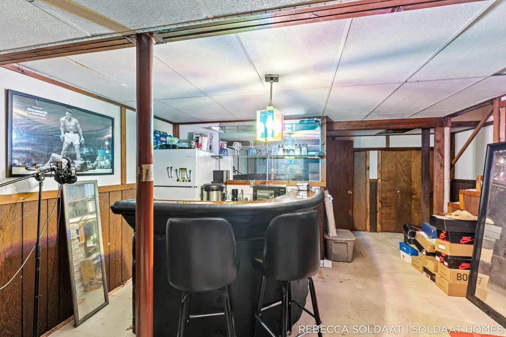 2539 Chatham Woods Drive SE Cascade Charter Township, MI 49546