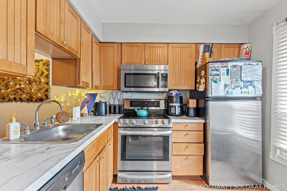 2539 Chatham Woods Drive SE Cascade Charter Township, MI 49546