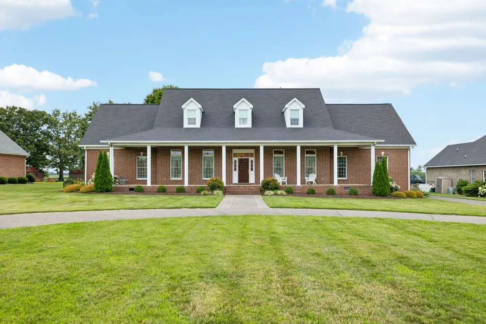 108 Ewing Dr Portland, TN 37148