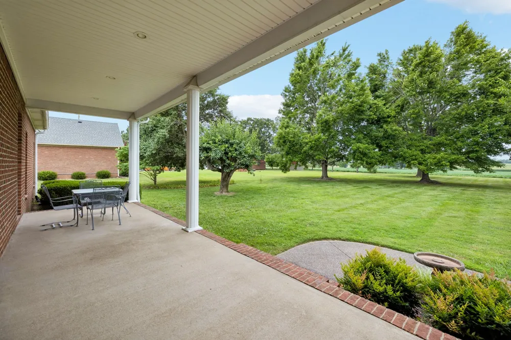 108 Ewing Dr Portland, TN 37148