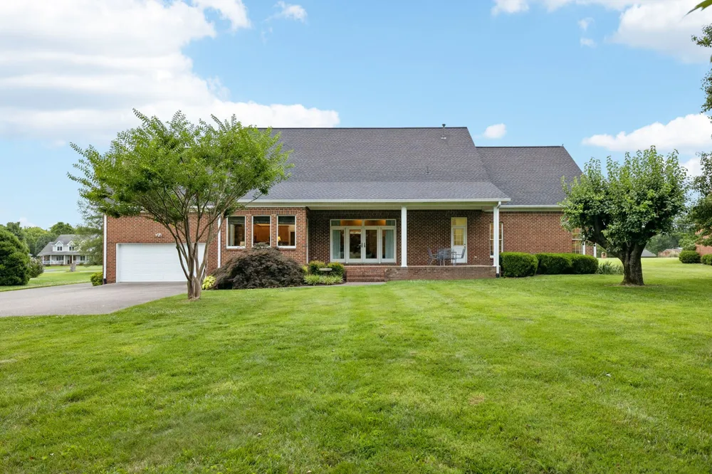 108 Ewing Dr Portland, TN 37148