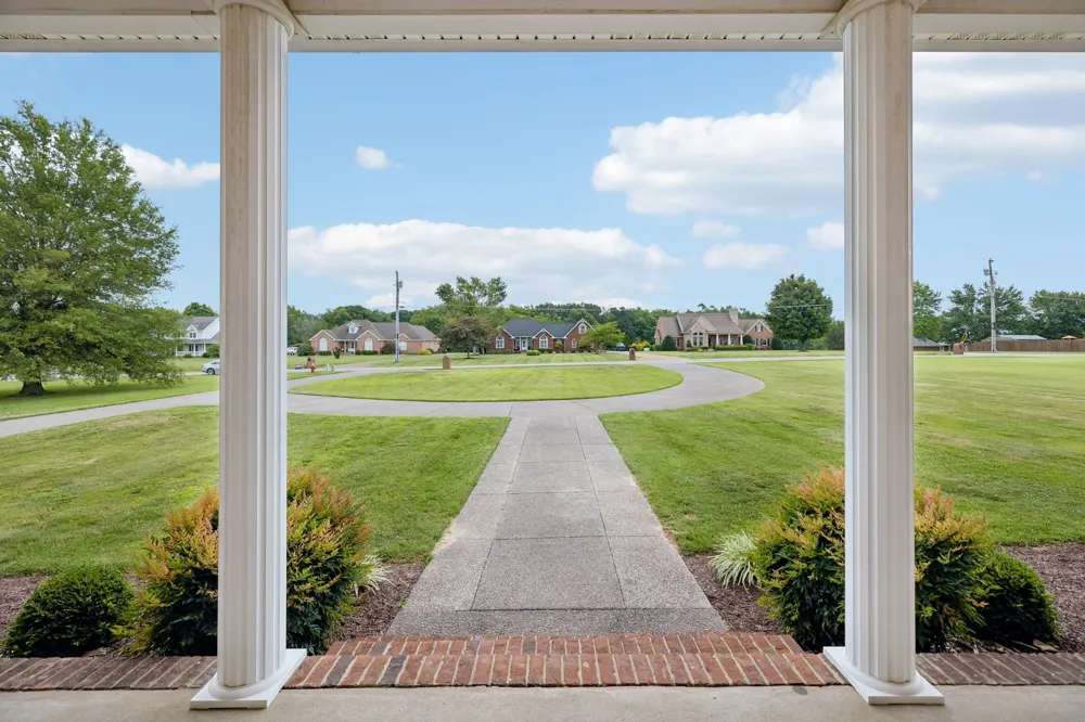 108 Ewing Dr Portland, TN 37148