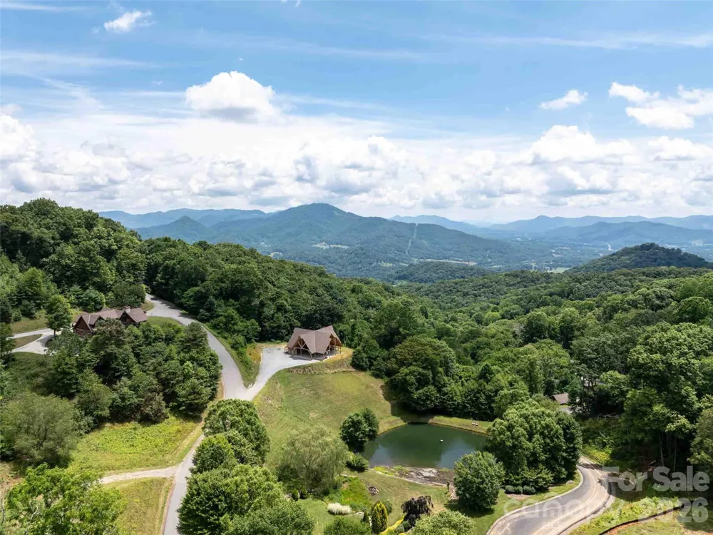 106 Avalon Gap Trail Waynesville, NC 28785