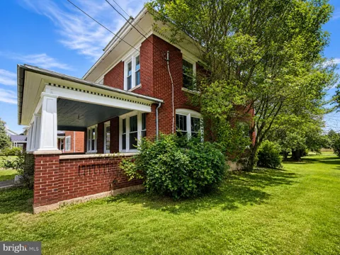 149 W MAIN