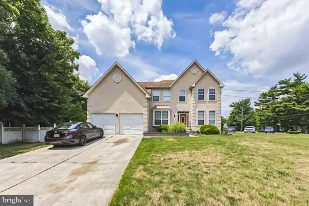 1674 WHITE PINE WAY Vineland, NJ 08360