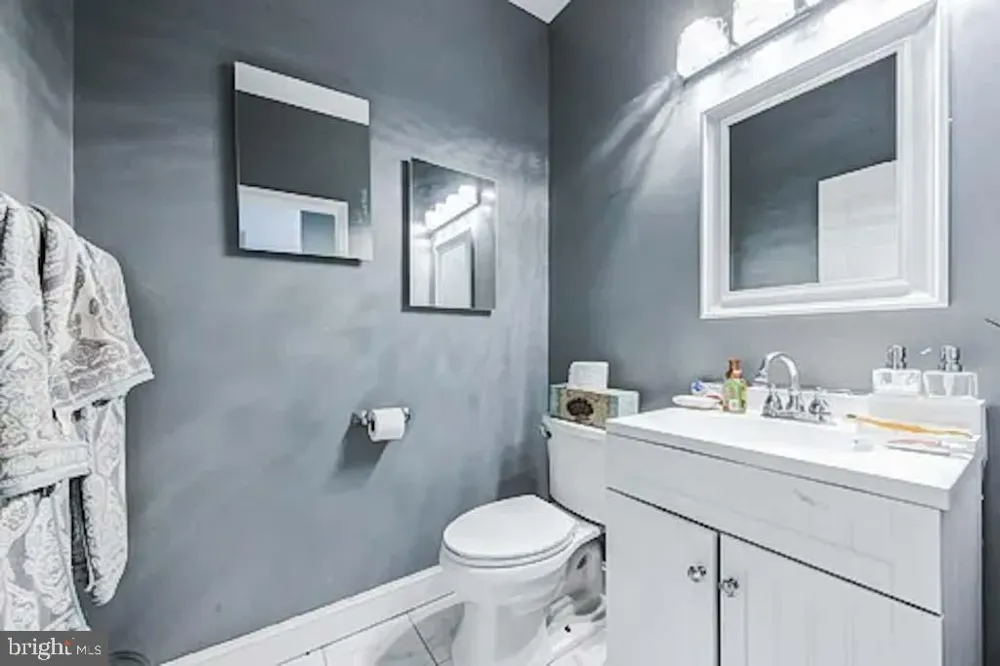 1674 WHITE PINE WAY Vineland, NJ 08360