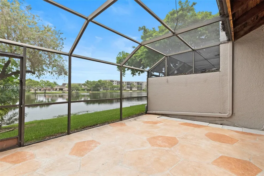 11328 NW 14th Ct Pembroke Pines, FL 33026