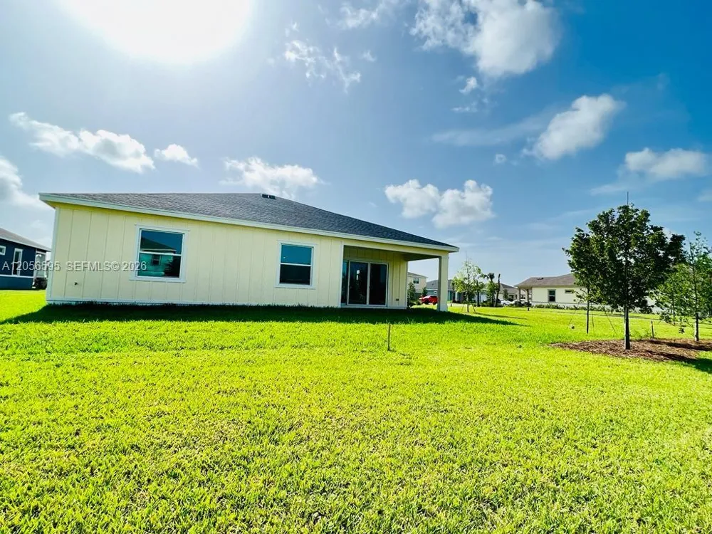 1097 Haywagon Trl #1097 Loxahatchee, FL 33470