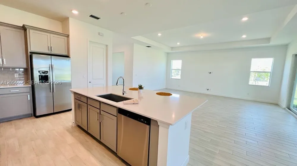 1097 Haywagon Trl #1097 Loxahatchee, FL 33470