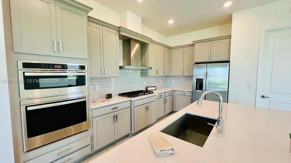 1097 Haywagon Trl #1097 Loxahatchee, FL 33470