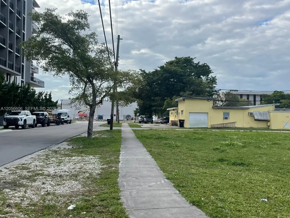12610 NE 11th Ave North Miami, FL 33161