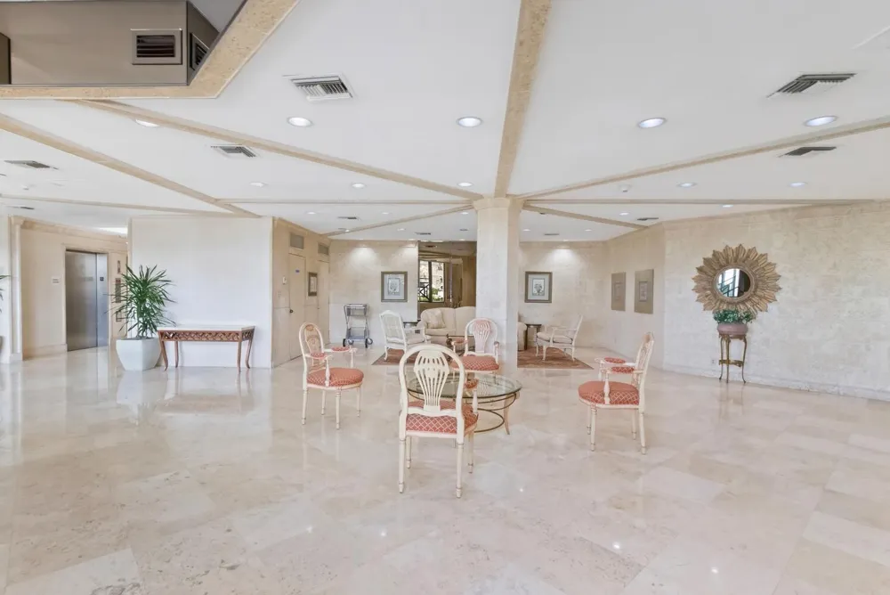 3610 S OCEAN BOULEVARD #310 South Palm Beach, FL 33480