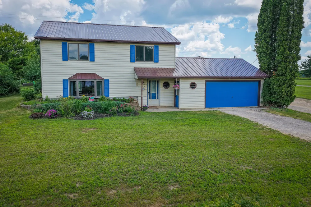 8565 S Cornwell Avenue Clare, MI 48617