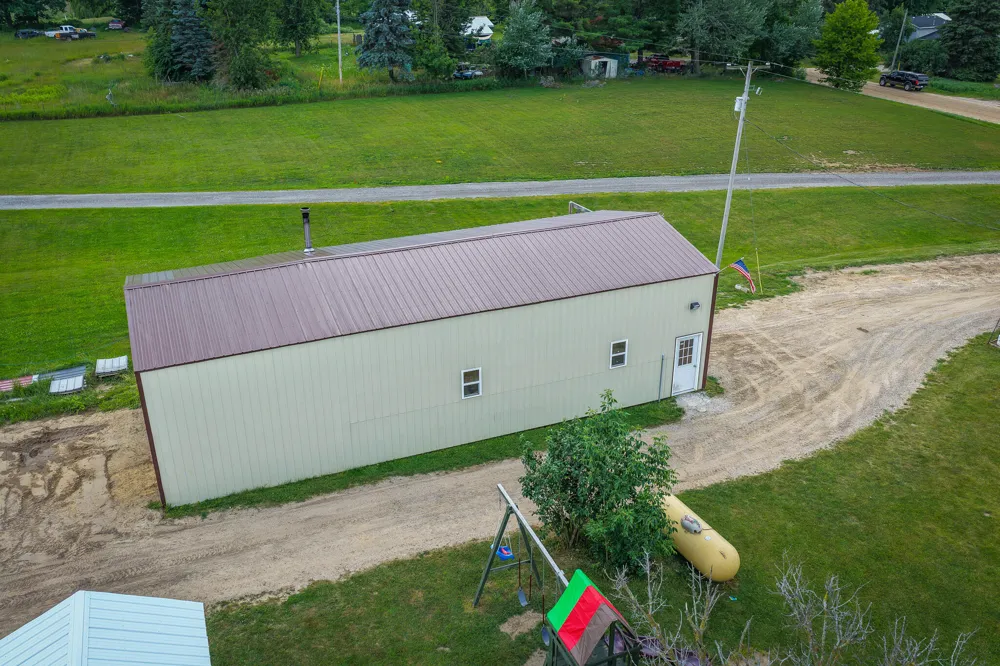8565 S Cornwell Avenue Clare, MI 48617
