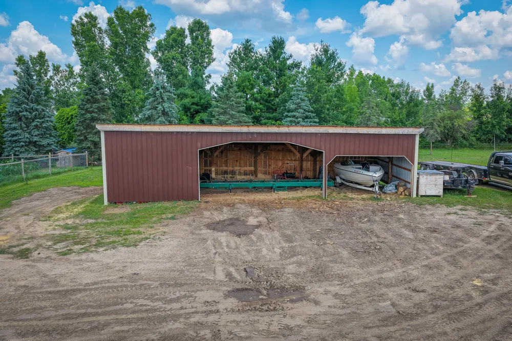 8565 S Cornwell Avenue Clare, MI 48617