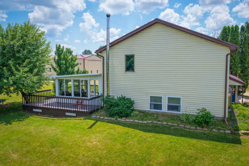 8565 S Cornwell Avenue Clare, MI 48617