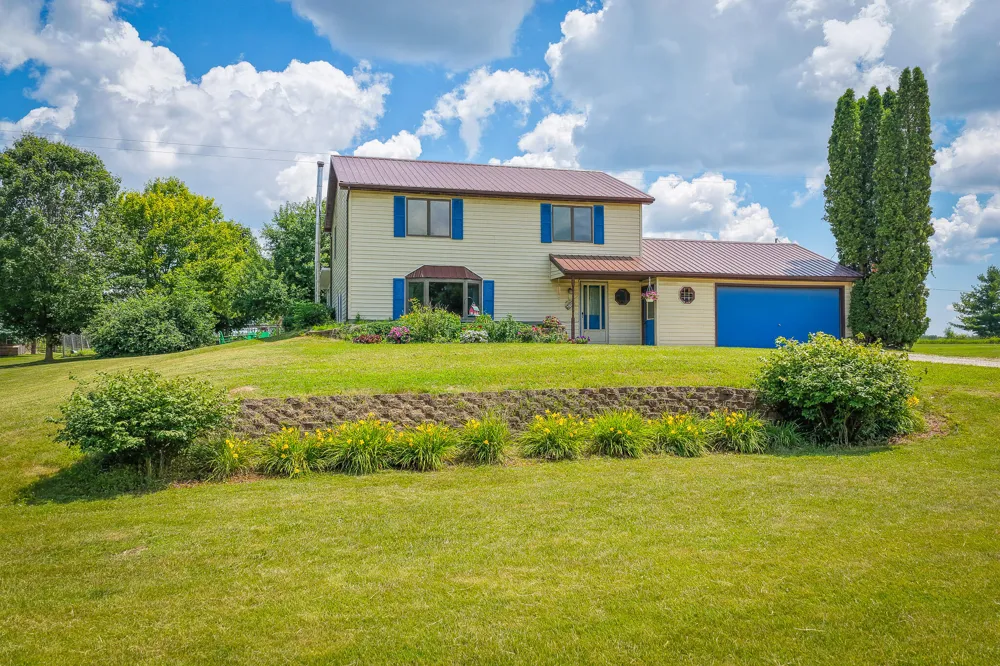 8565 S Cornwell Avenue Clare, MI 48617