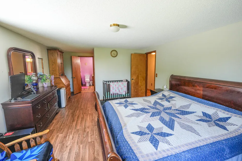 8565 S Cornwell Avenue Clare, MI 48617