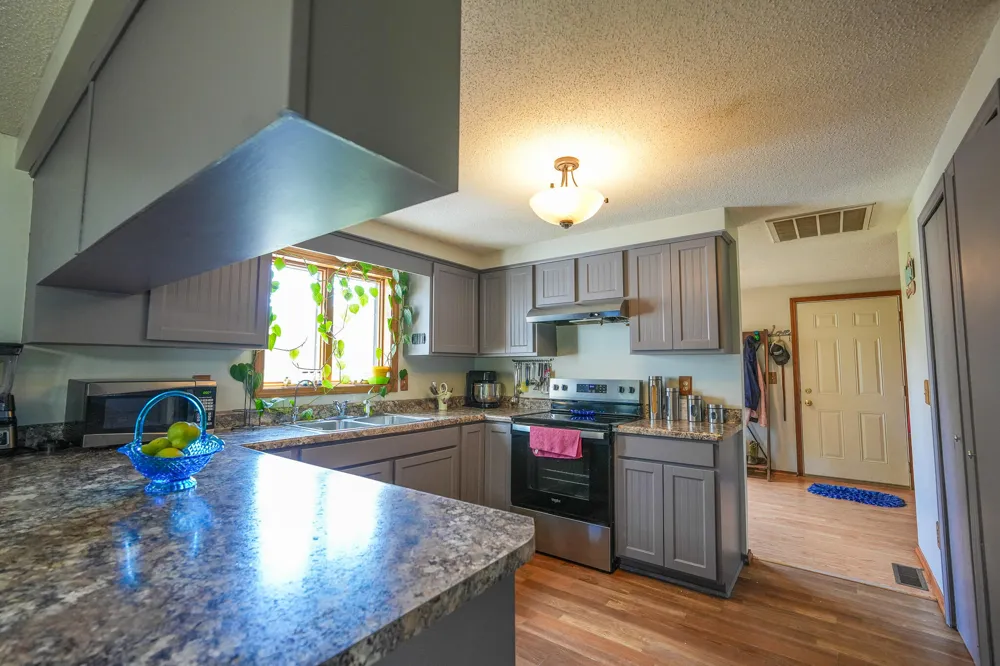 8565 S Cornwell Avenue Clare, MI 48617