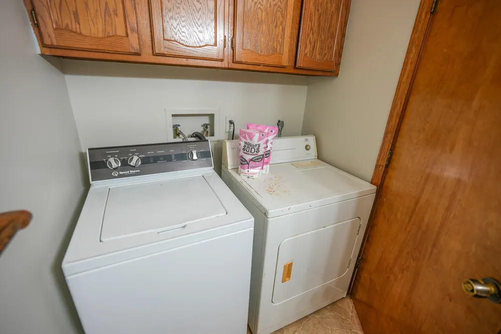 8565 S Cornwell Avenue Clare, MI 48617