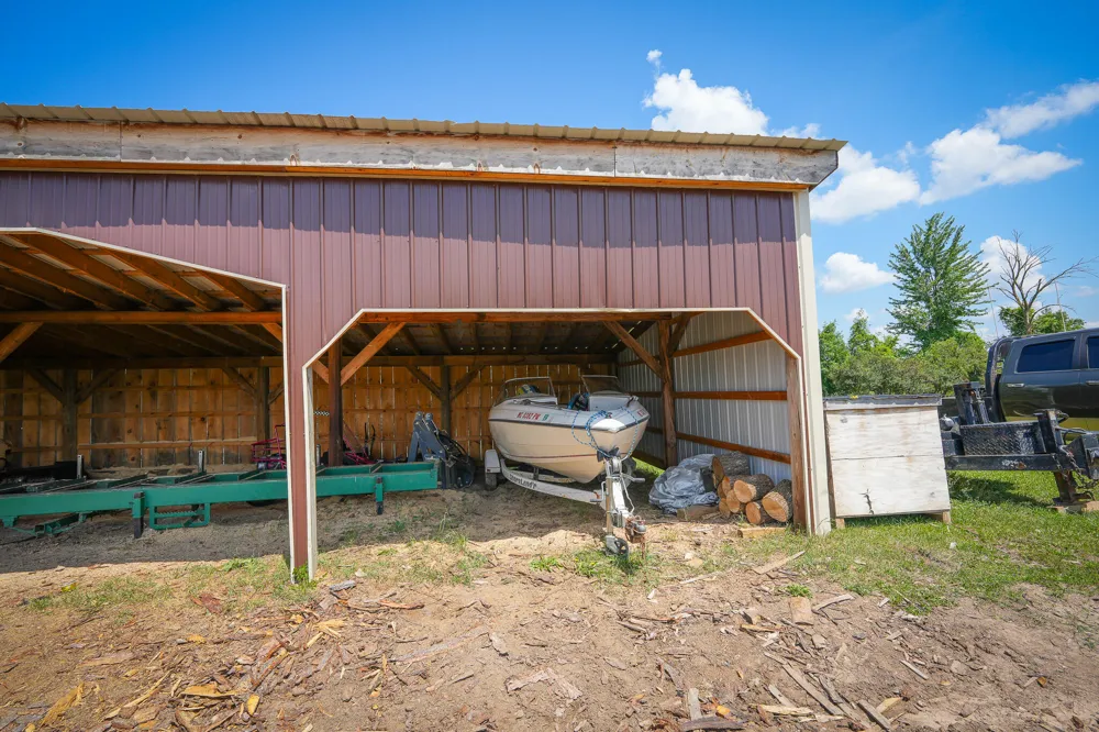 8565 S Cornwell Avenue Clare, MI 48617