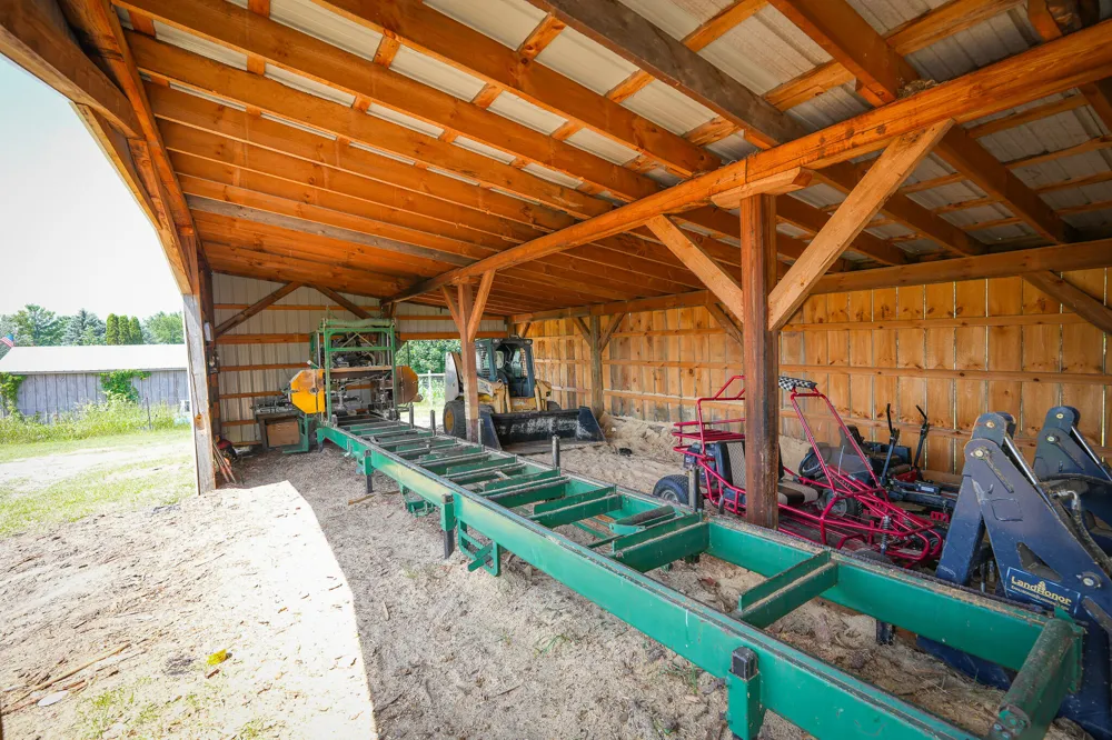 8565 S Cornwell Avenue Clare, MI 48617
