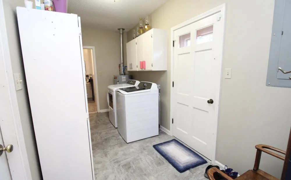55 Hillcrest Dr Lexington, TN 38351