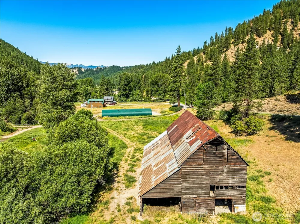 10495 Merry Canyon Road Leavenworth, WA 98826