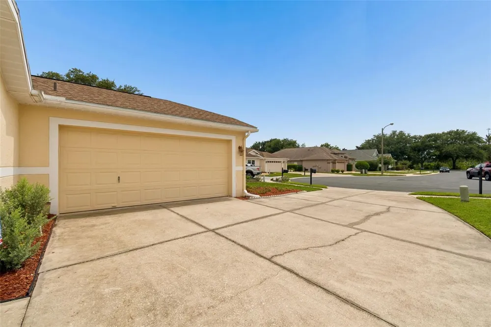 20942 SUNSWEET COURT Land O Lakes, FL 34637