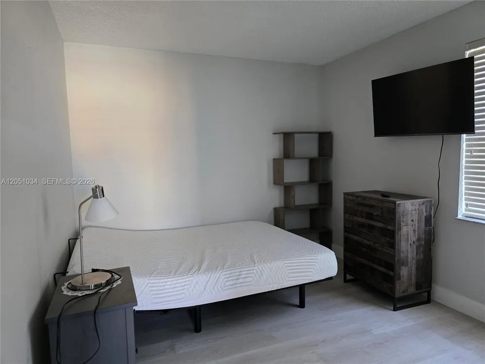 150 NW 151st Ave Pembroke Pines, FL 33028
