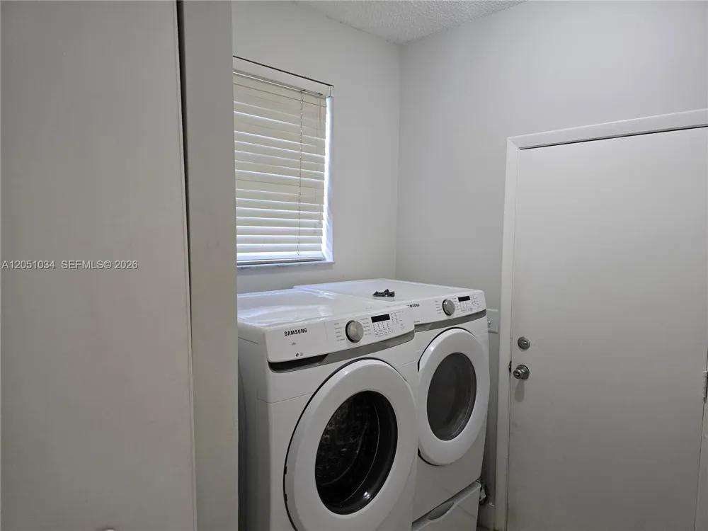 150 NW 151st Ave Pembroke Pines, FL 33028