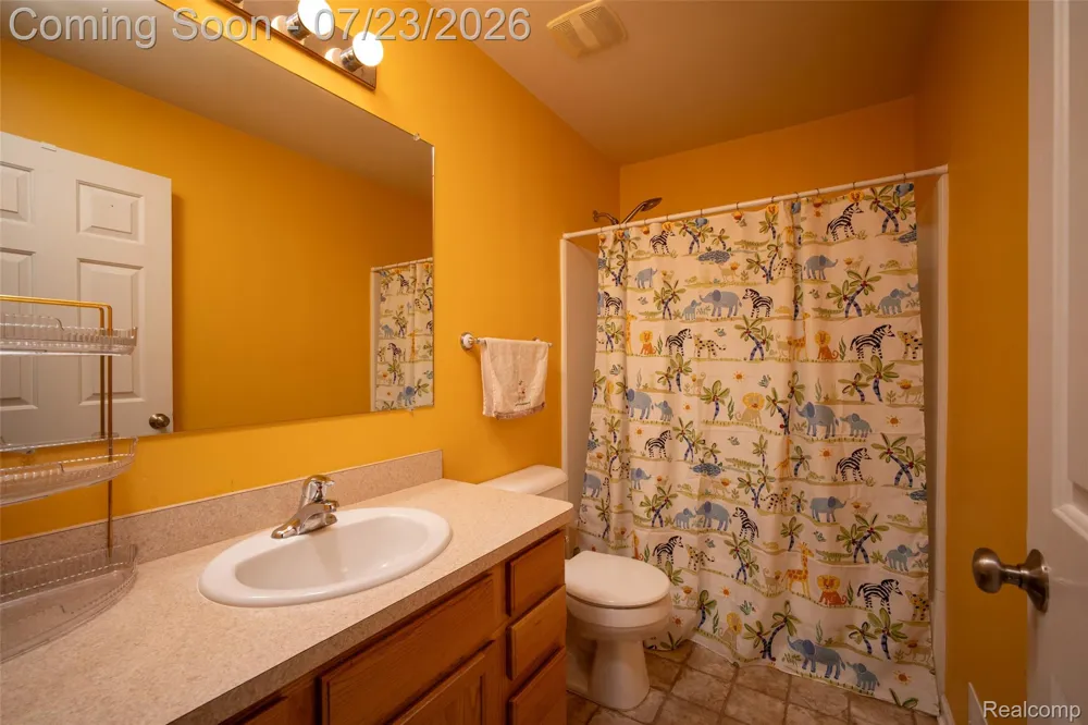 10117 Island Lake Drive Taylor City, MI 48180