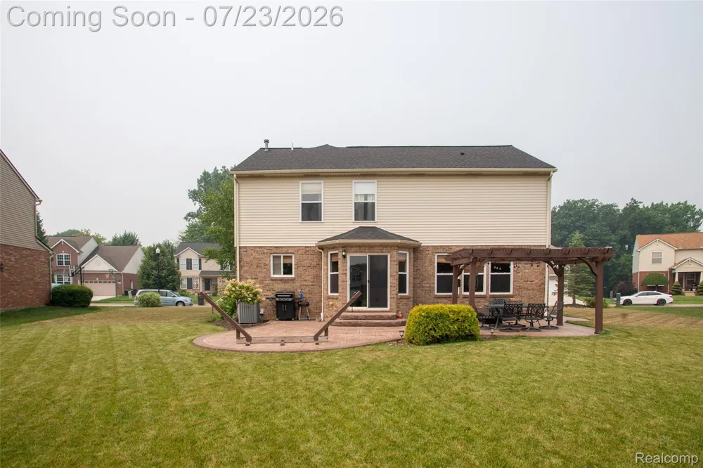 10117 Island Lake Drive Taylor City, MI 48180