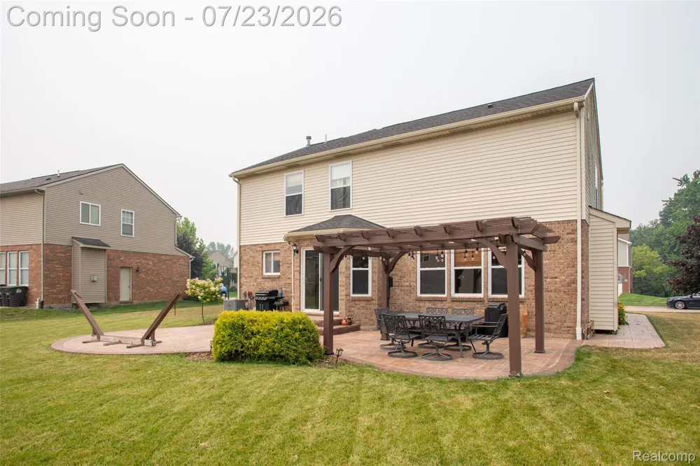 10117 Island Lake Drive Taylor City, MI 48180