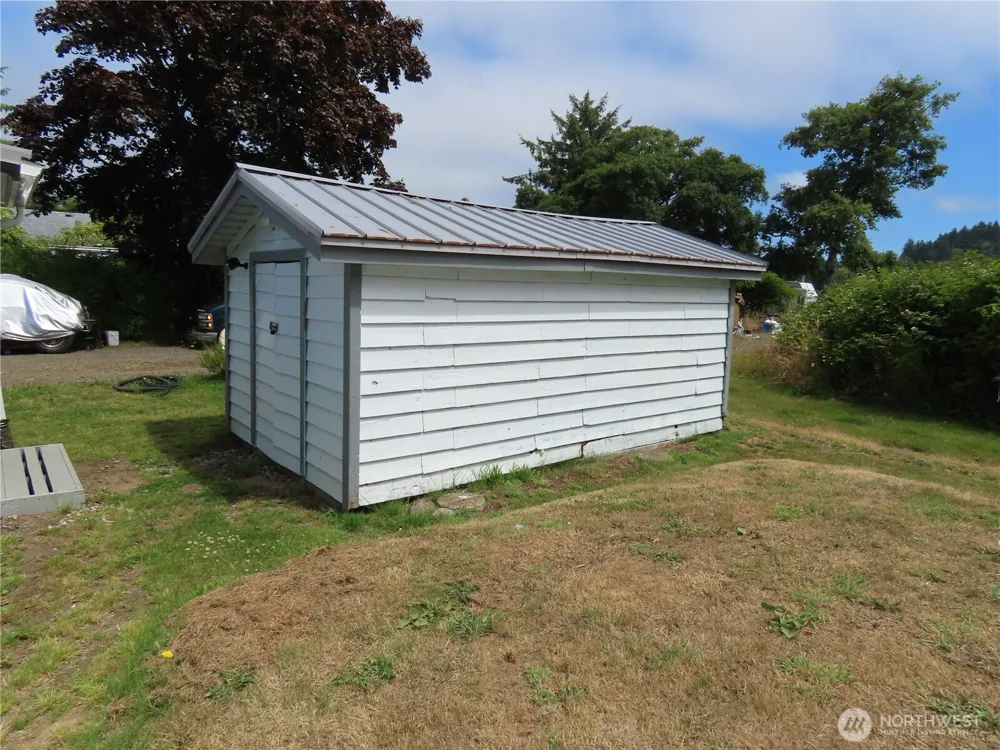 1664 Schmid Road Grayland, WA 98547