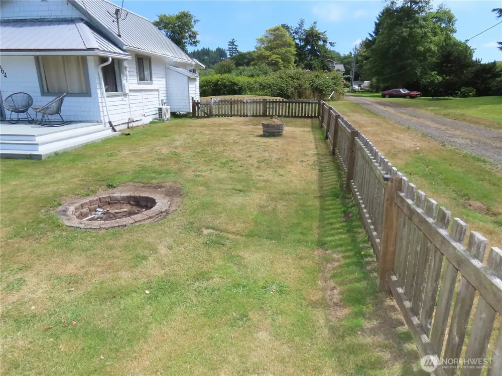 1664 Schmid Road Grayland, WA 98547