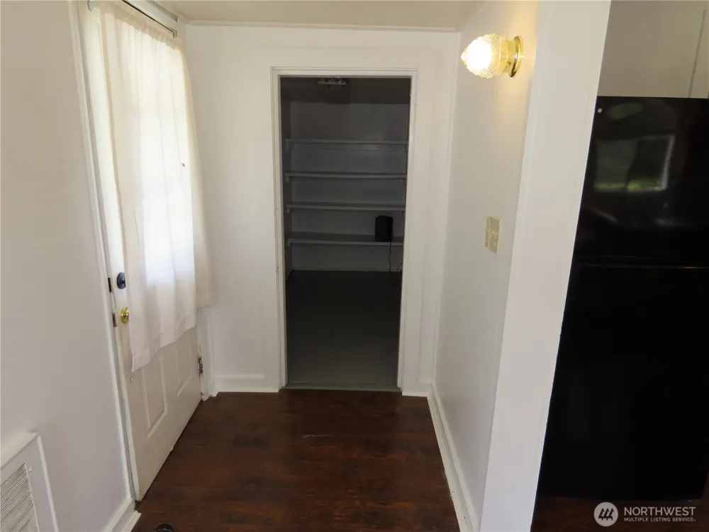 1664 Schmid Road Grayland, WA 98547