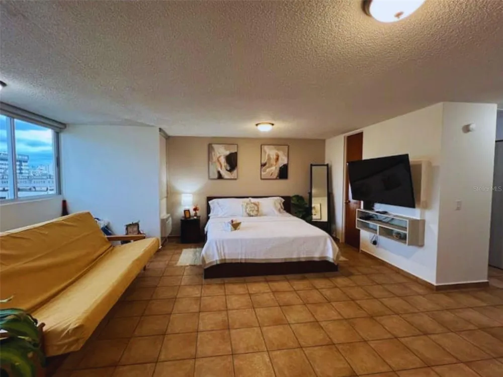1479 ASHFORD AVE. CONDO. CONDADO DEL MAR #812 San Juan, PR 00907