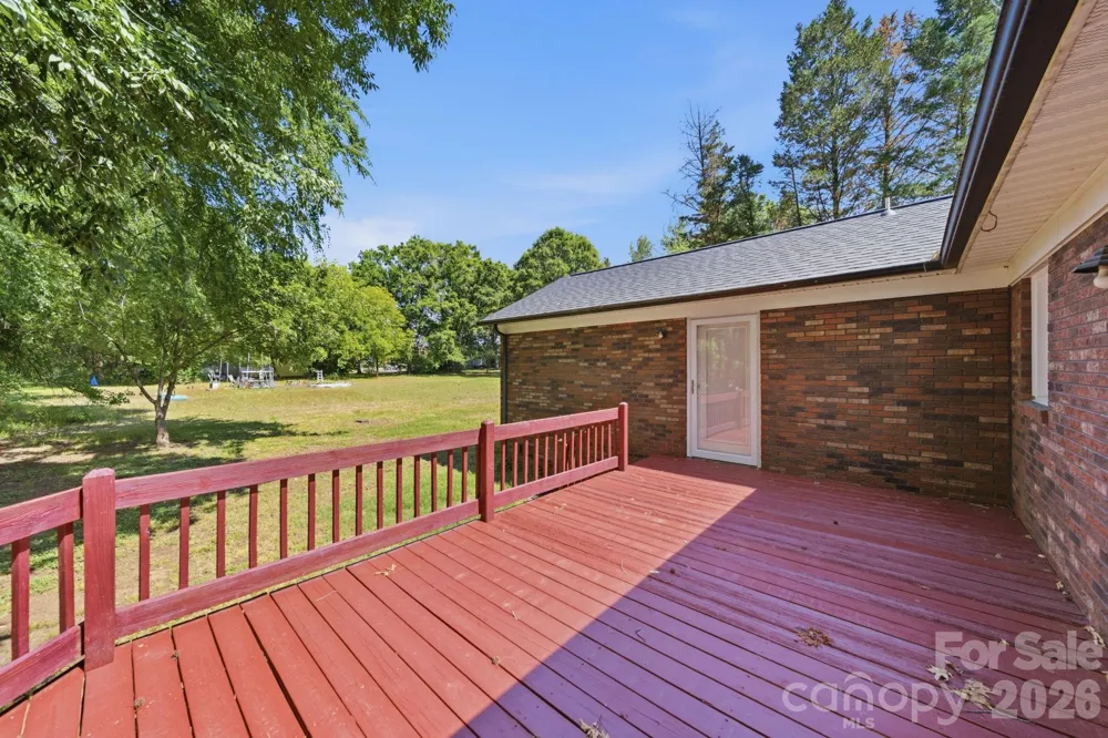 617 Autumn Drive Harrisburg, NC 28075