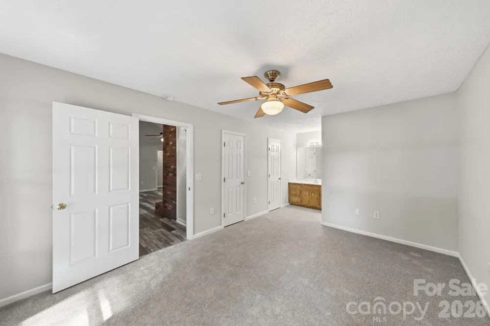 617 Autumn Drive Harrisburg, NC 28075